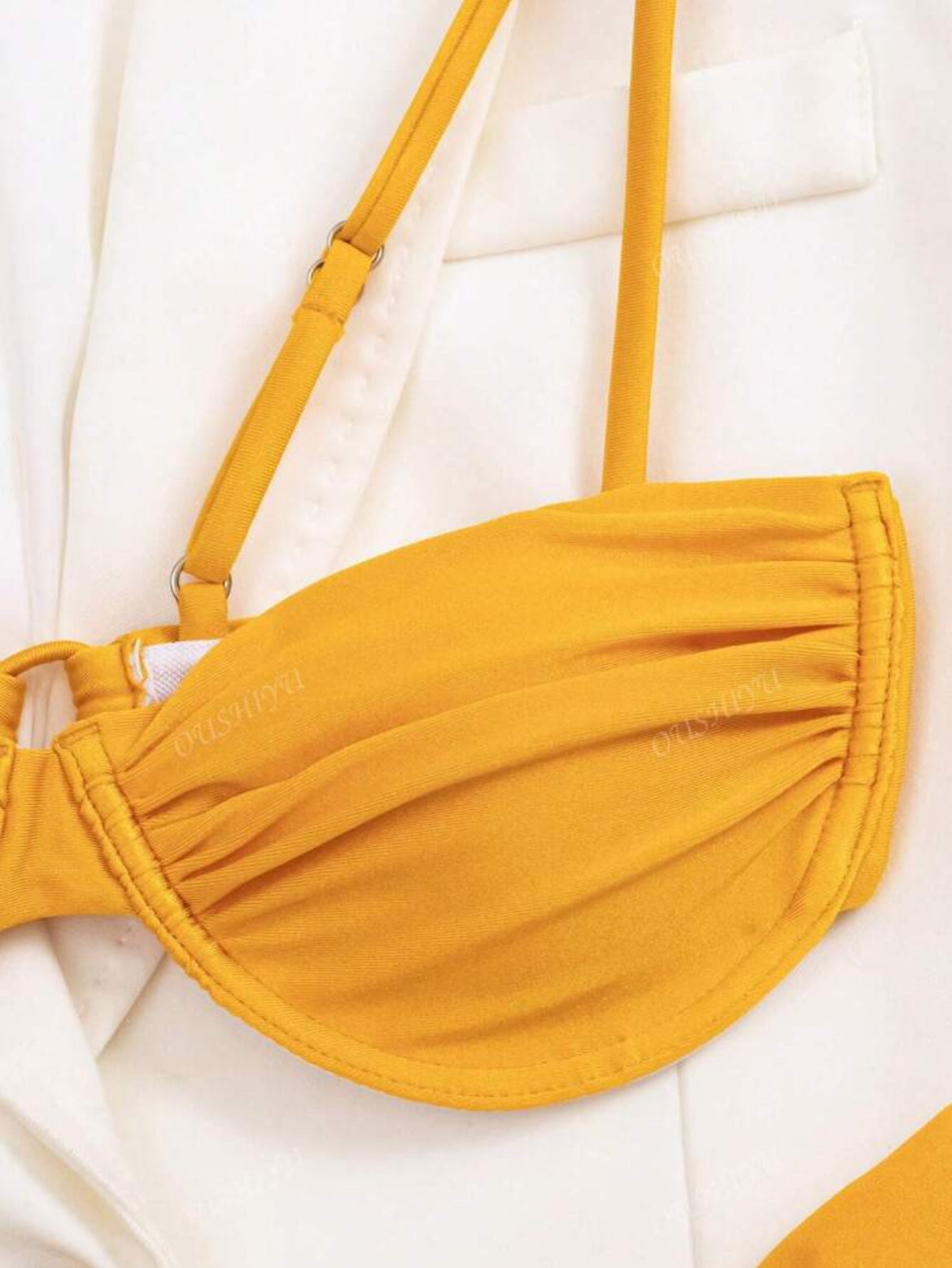 4422M conjunto de bikini unicolor estilo europeo amarillo