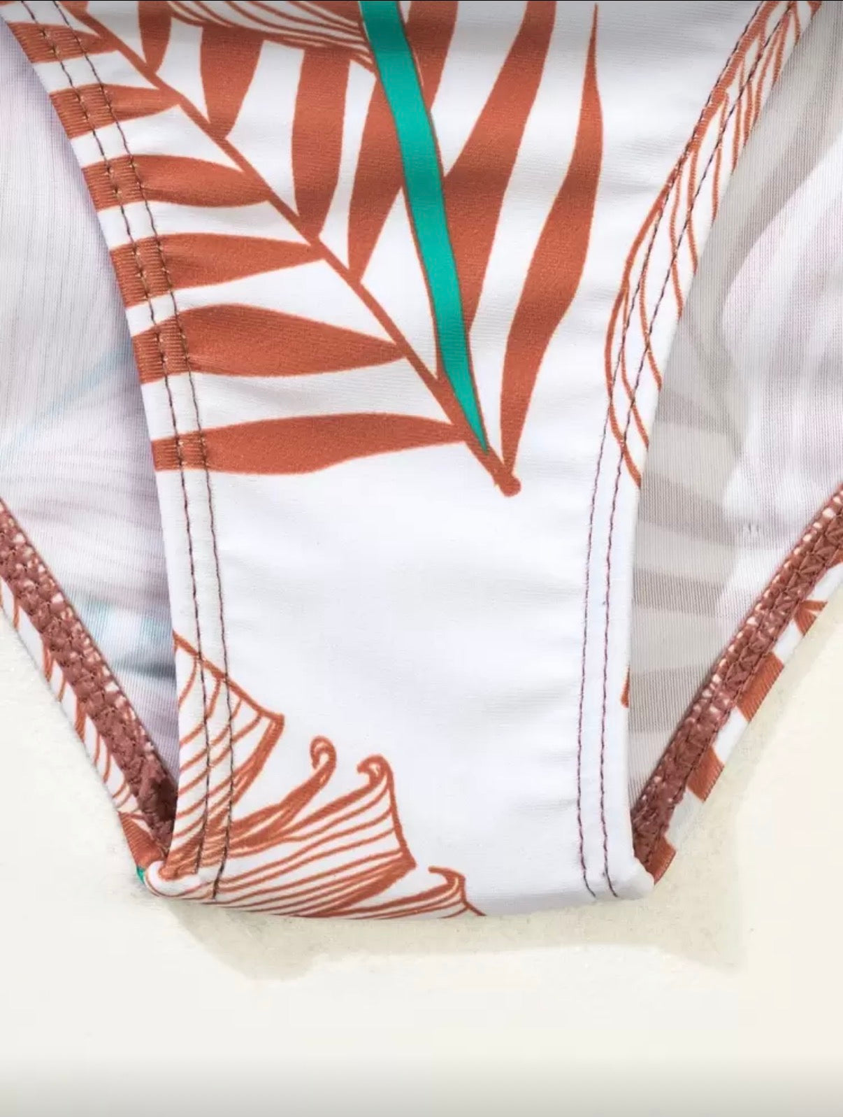 BKN 4586 talla l café