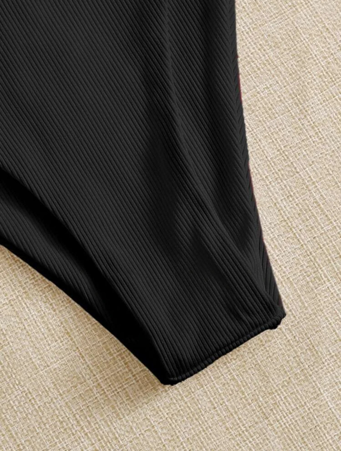 BKN 5713M negro