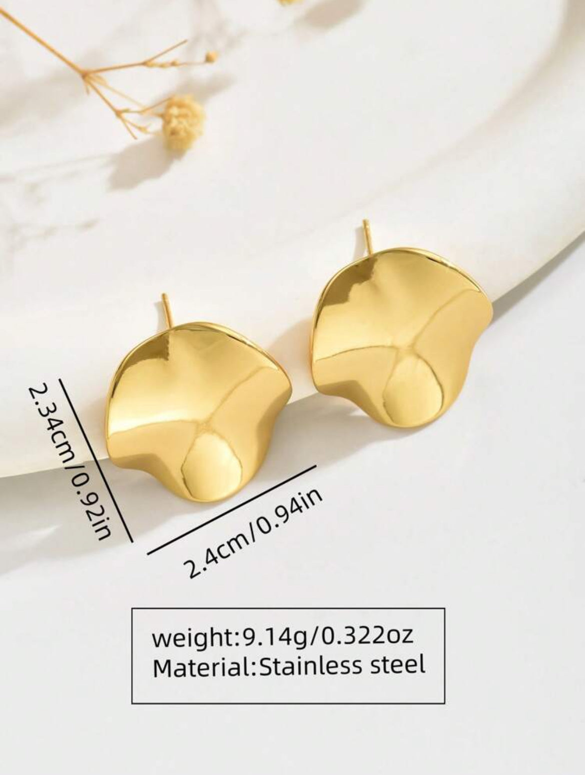 1052-Aretes