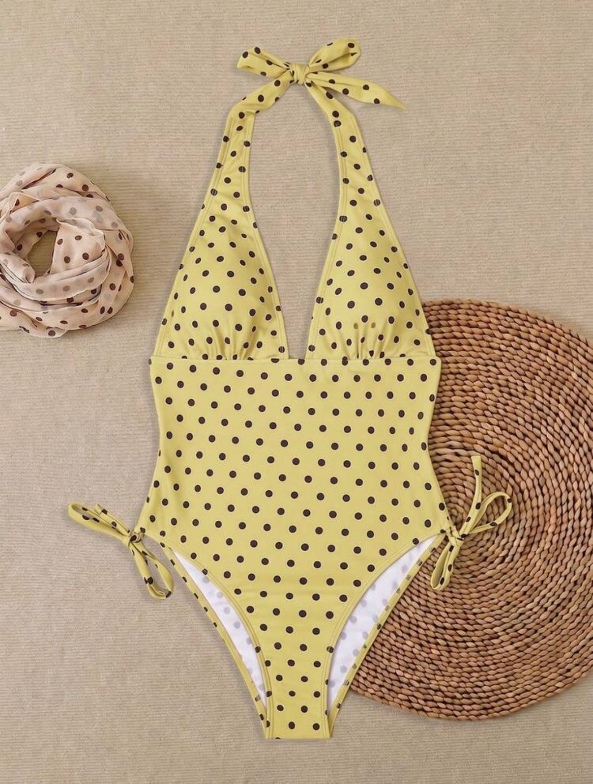 BKN 5695 talla l amarillo
