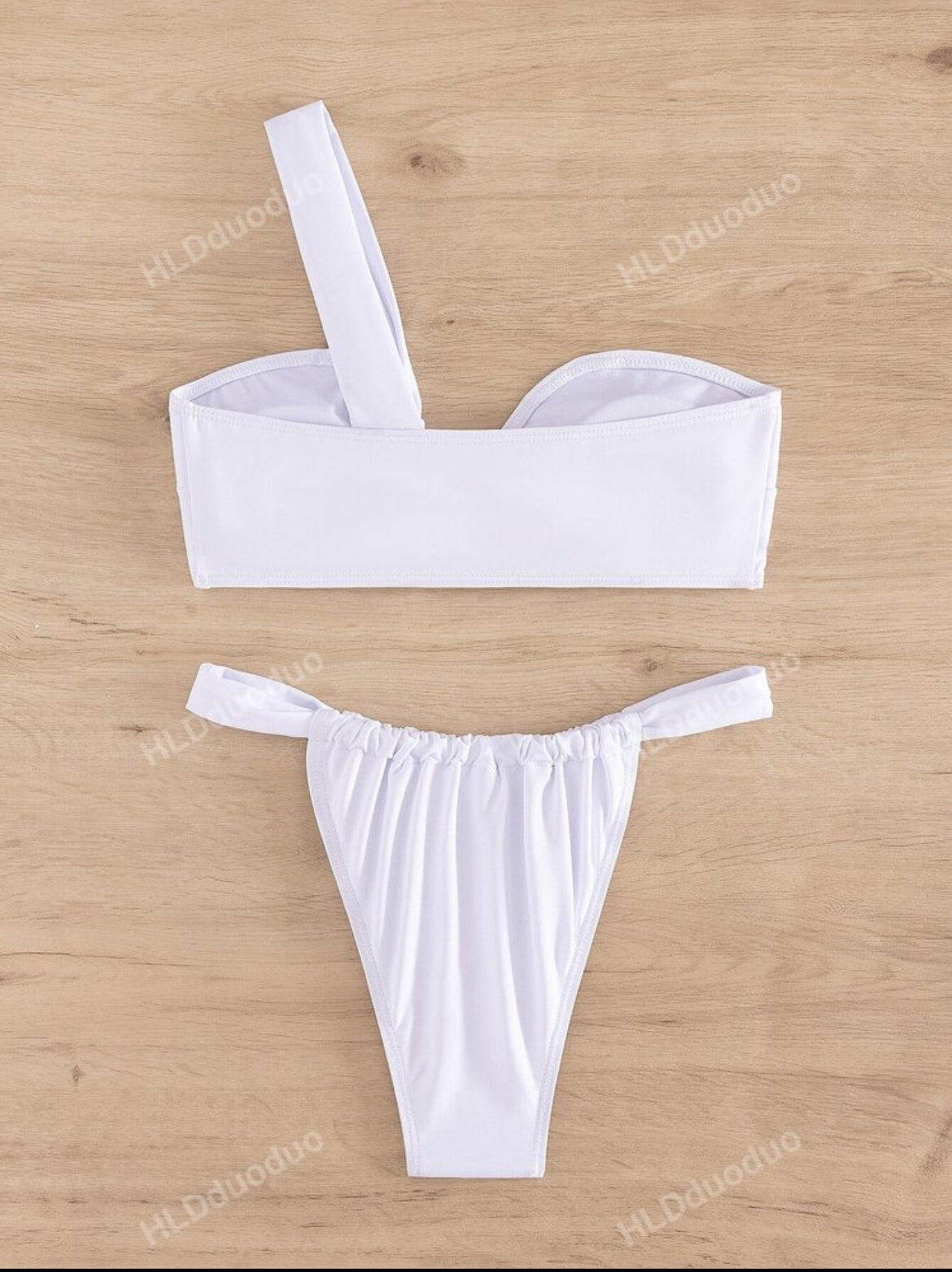 Conjunto de bikini de hombros inclinados/un solo hombro