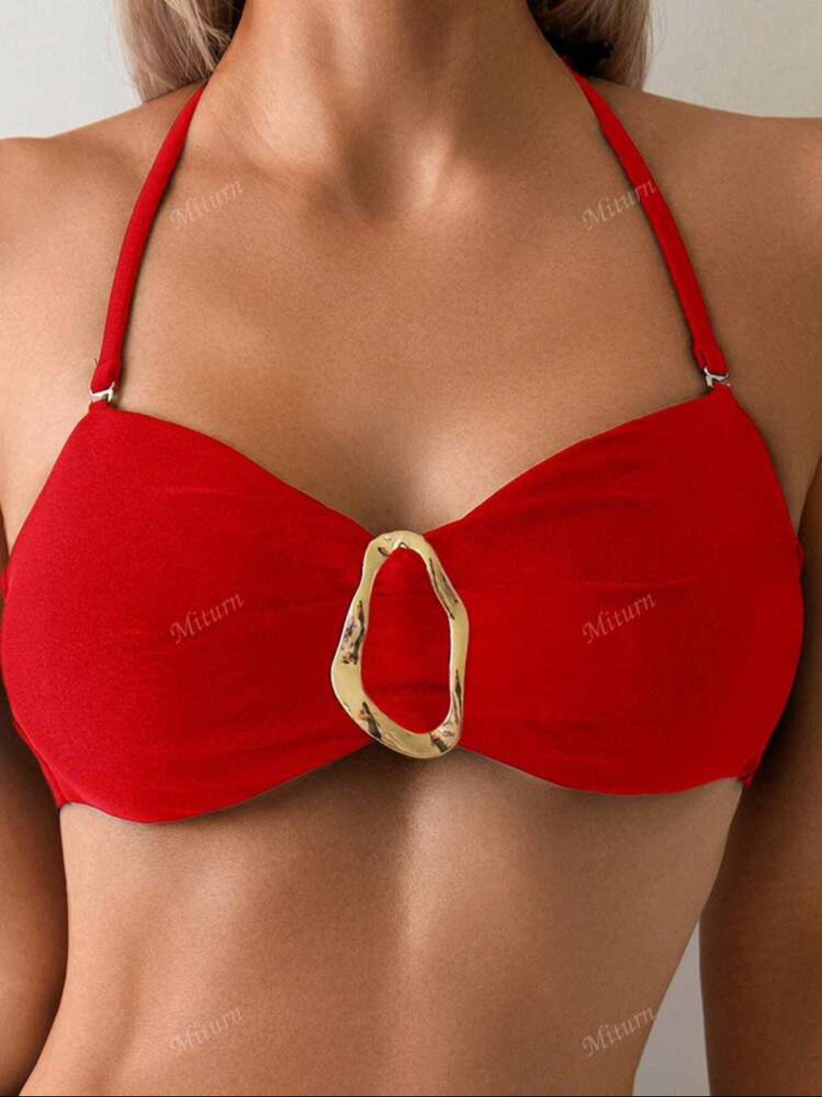 BKN 6668 M rojo
