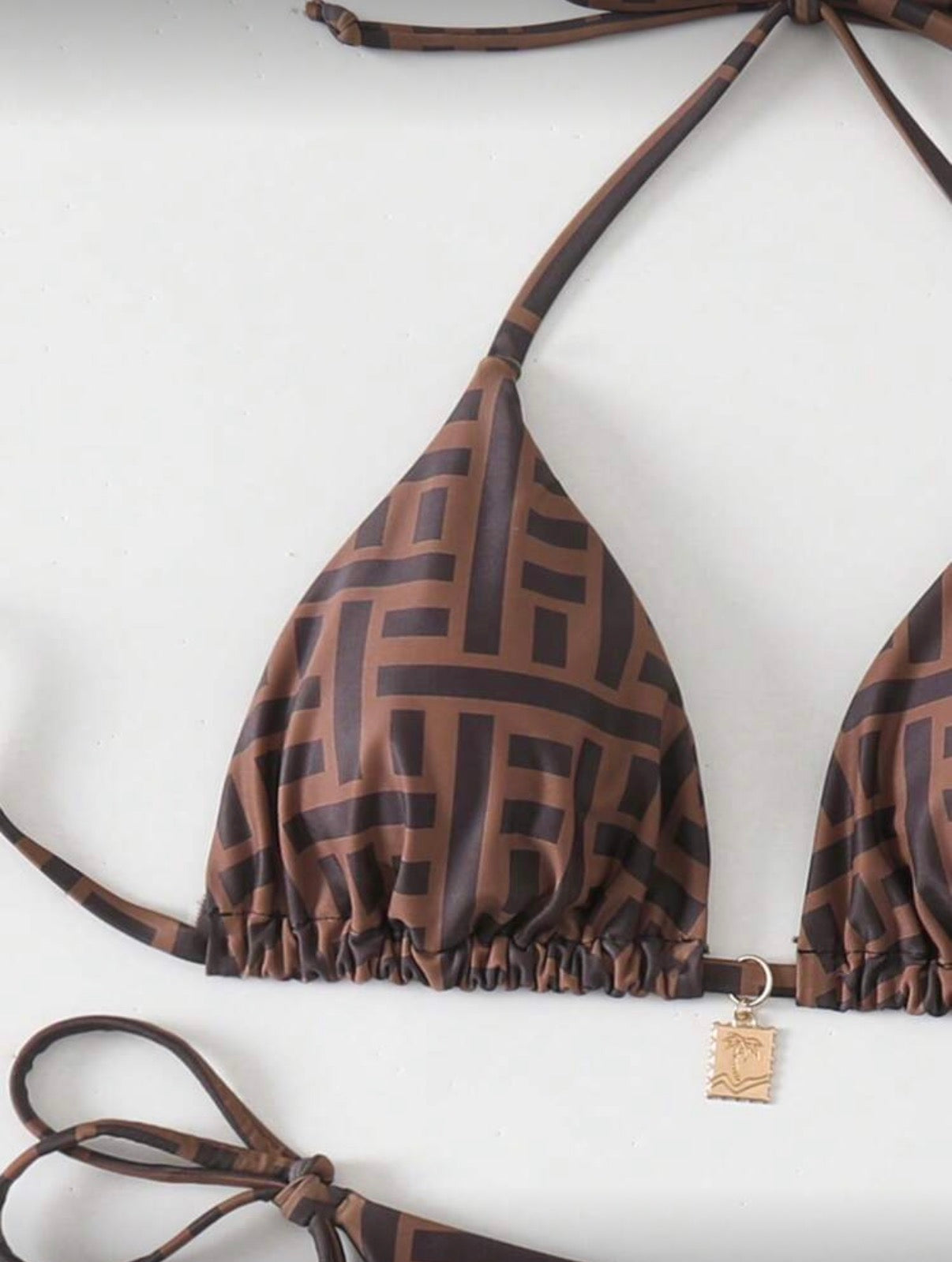 BKN 2893 talla s café